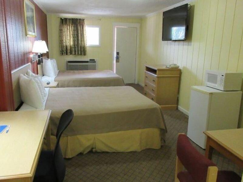 Rodeway Inn Kansas City Exterior photo